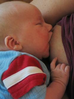 Breastfeeding despite Implants
